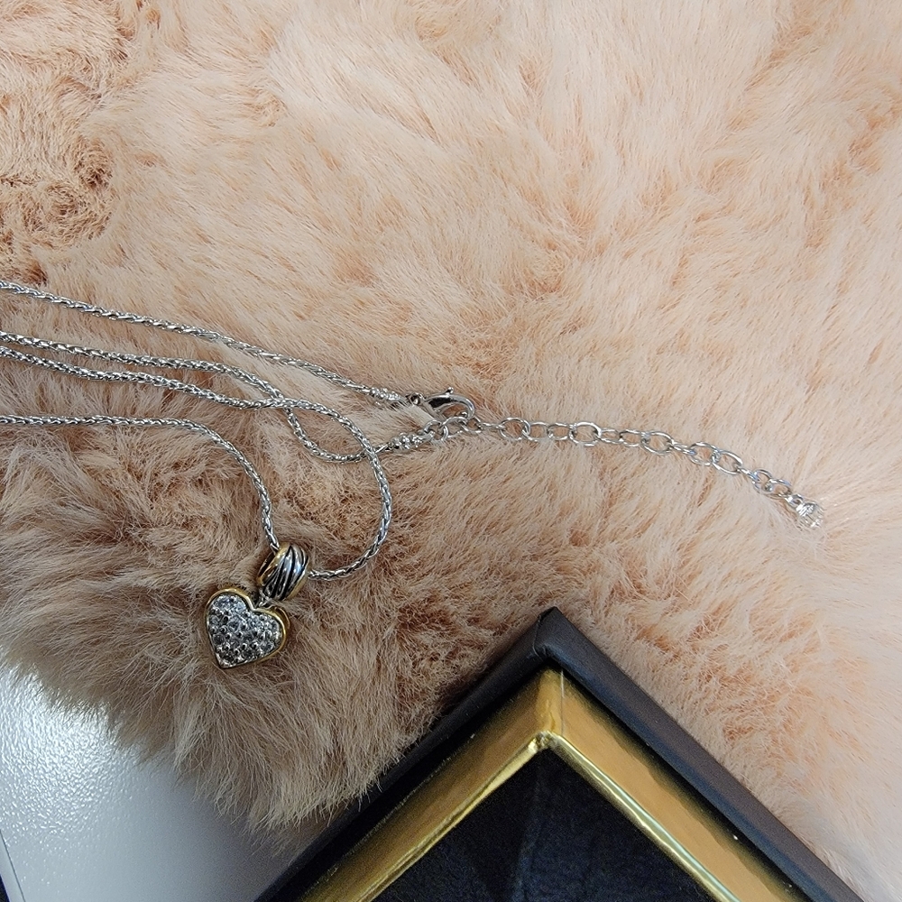 JOHN MEDEIROS Celebration Petite Pave Heart Necklace - Picture 2 of 4